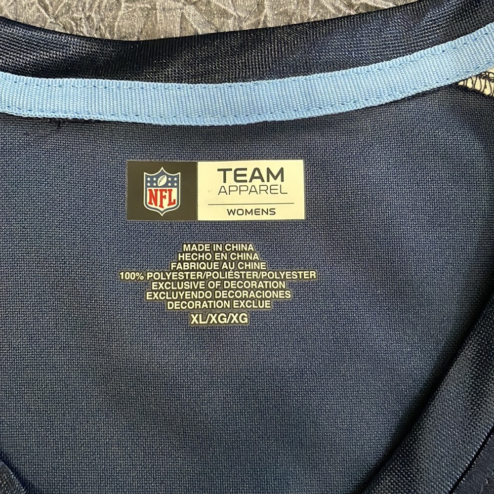 Tennessee Titans Bundle - Picture 3 of 6